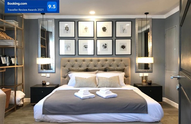 Stay in Style at Nimman R306A