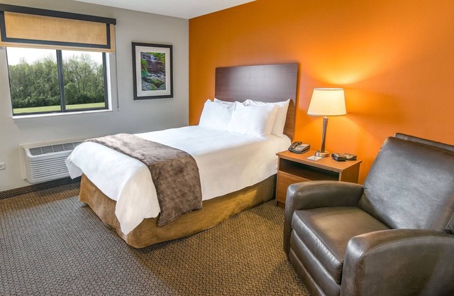 Stay Productive or Relax in a Fully Equipped Room Near Downtown Hastings