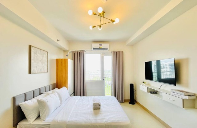 Stay, Unwind, and Thrive at SMDC Style Residences