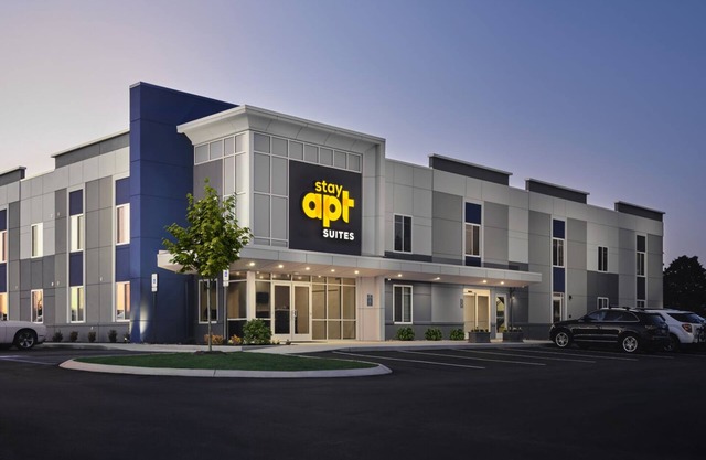 stayAPT Suites Atlanta-Lithia Springs