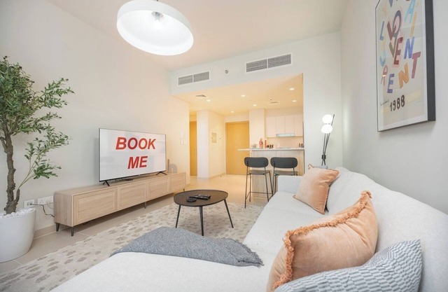 StayShort - Astonishing 1 BR apartment in Creek Harbour!