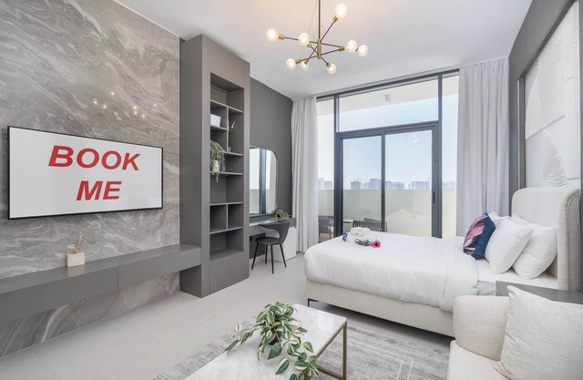 StayShort - Modern Studio Retreat in Al Furjan - Sleeps 2!