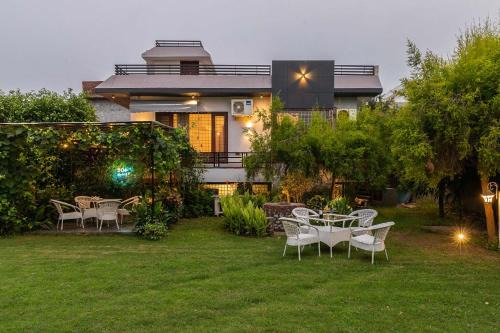 StayVista at The Magnolia Farm in Amritsar 3 BR villa with Indoor Pool & Jacuzzi