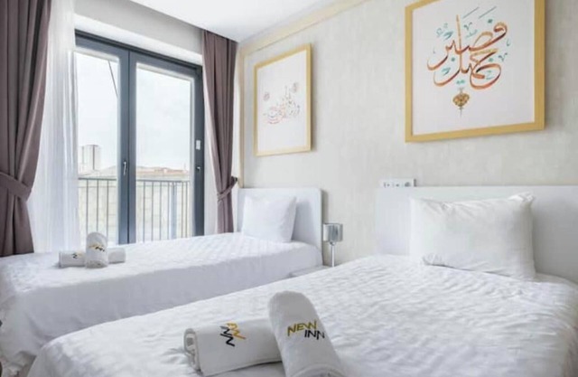 Stellar - Chic & Modern 2BR Condo w/ Parking & Gym