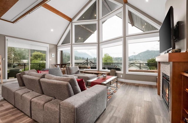 Steps From The Lake With Water & Mountain Views