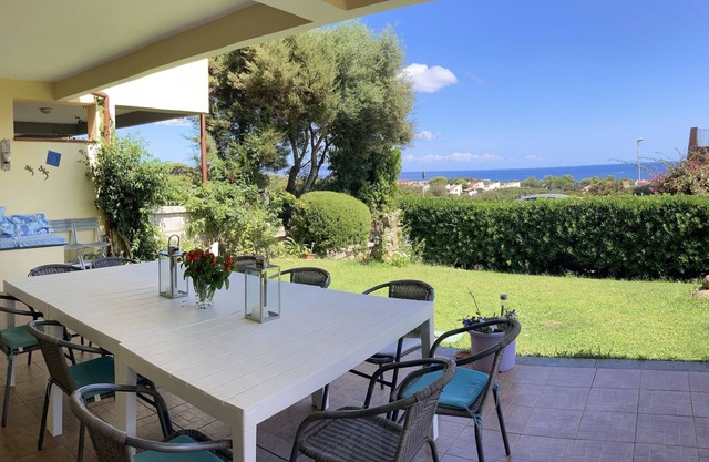 Stintino: Semi-detached house with sea view