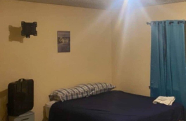 Stone Mountain Cozy bed & breakfast