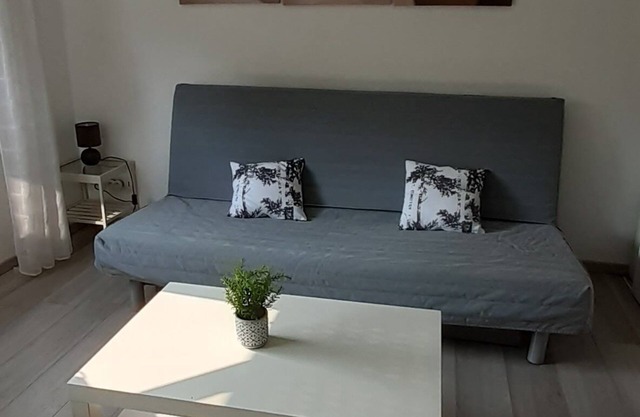 Studio 22 m² Proche Remparts Idéal Festival