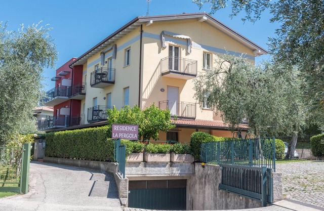 Studio Apartment 2 in “Residence la Pergola” with Balcony, Pool; Parking Available