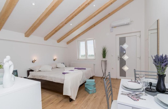 Studio Apartment Harmony NP Krka