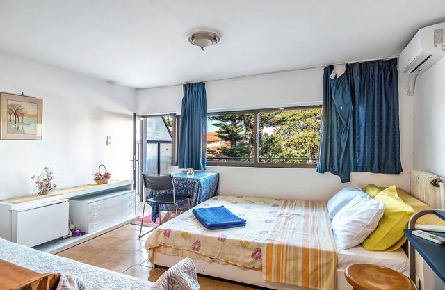 Studio Apartment "In Gastouni" with Balcony & Air Conditioning