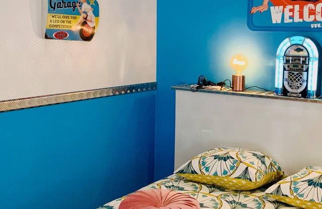 ★Studio Betty Dole★ fully equipped - heart of downtown - high-speed WiFi - Netflix