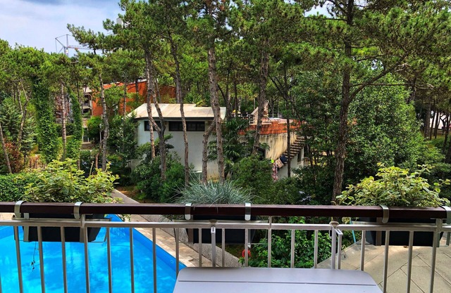Studio con Piscina a Pochi Passi Dalla Spiaggia