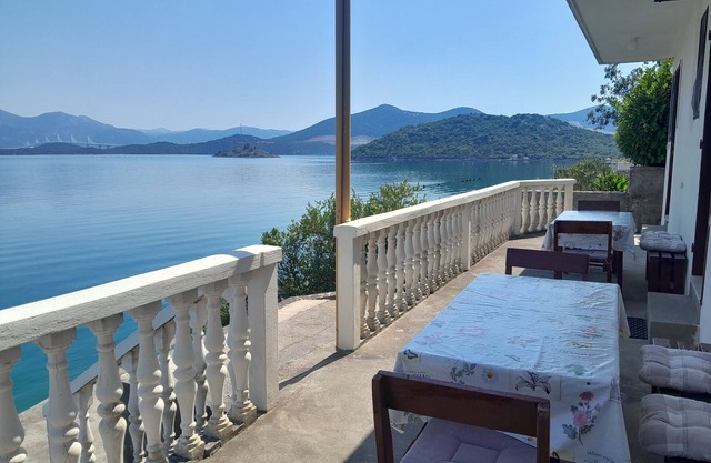 Studio flat near beach Cove Pještata, Pelješac (AS-14440-c)