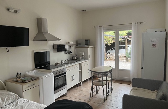 Studio in the Provencal countryside