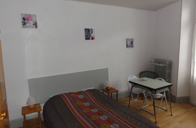 Studio (n ° 5) of 18 m² on the 1st floor 100 m from the Thermes de Vichy