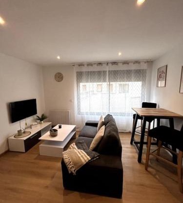 Studio neuf tout équipé Digne