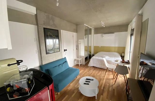 Studio Novo Prox Paulista, Tela de Cinema e Vaga!
