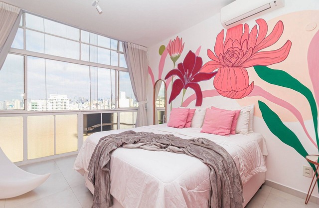 Studio Pink Flowers Copan: view from 22th floor