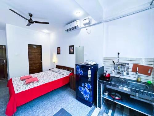 Studio Serinity Cove R-2