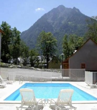 Studio vue montagnes RDC piscine