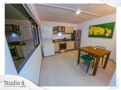 Studio8 Lujan Apartament # 3