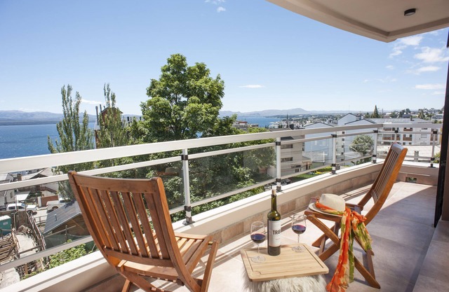 Stunning apartment, panoramic views and large terrace