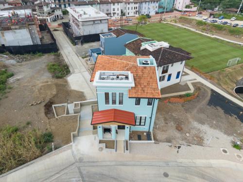 Stunning 3-BD Beachside Home with Small Pool