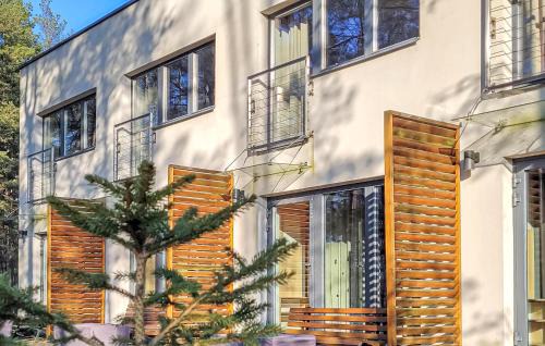 Stunning Apartment In Okoniny Nadjeziorne With Wifi