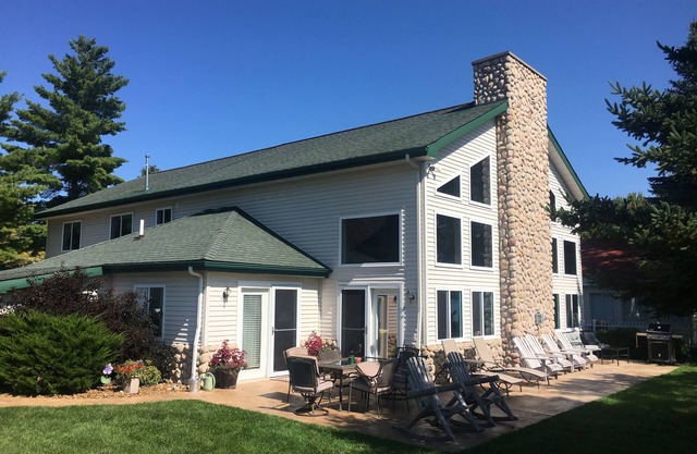 Stunning Five Bedroom Lakefront Home on Houghton Lake, Michigan