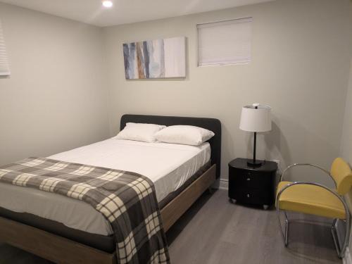 Stunning Furnished 2Bedroom/2Washroom Apartment