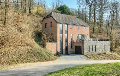 Stunning Home In Durbuy With Sauna