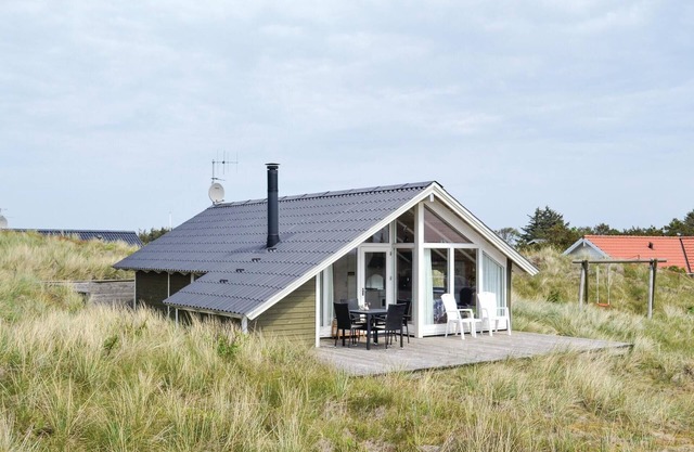 Stunning home in Hvide Sande with WiFi