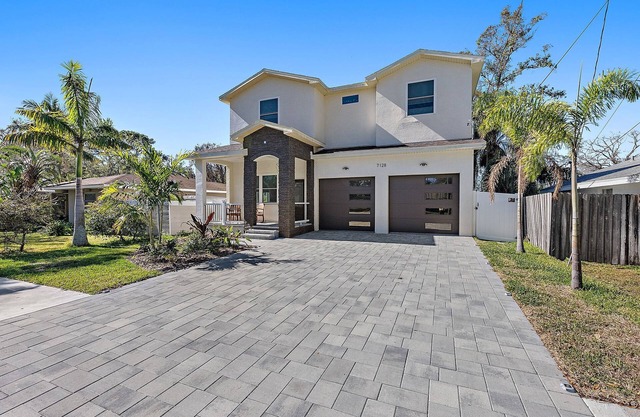 Stunning house in Pinellas Park - Pool Heat Avail