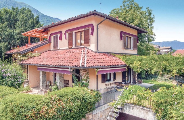 Stunning home in Casale Corte Cerro VB