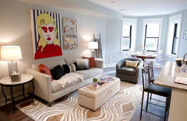 Stunning Logan Circle Apt - With Parking!