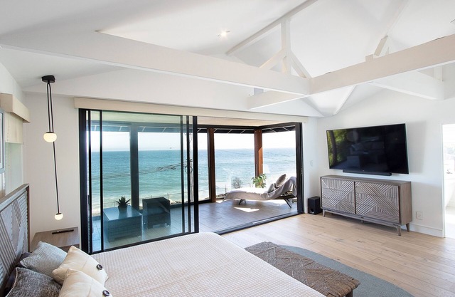 Stunning Ocean View Beach House W Pool & Spa