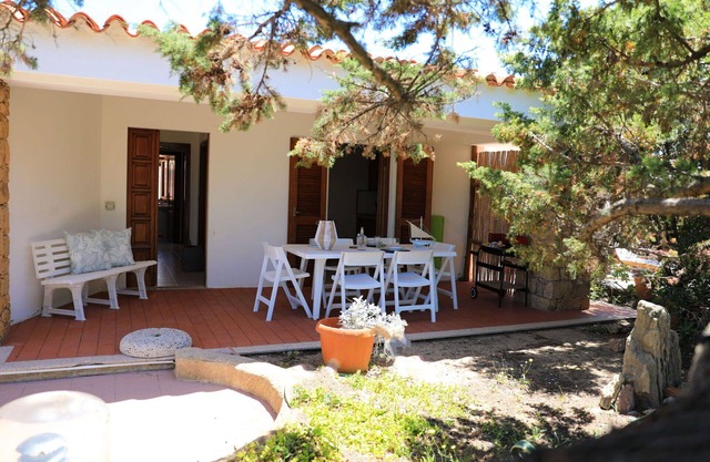 Stunning private villa for 6 guests with TV