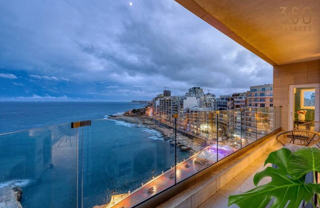 Stunning, Seafront 3BR home in the heart of Sliema