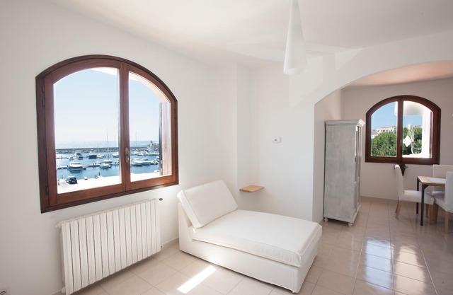 Stunning seaview attic
