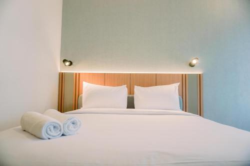 Stunning Studio Transpark Bintaro Apartment By Travelio