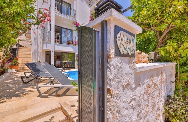 Stunning Villa in extremely exclusive location.