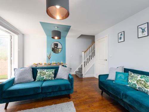 Stylish 3 Bed House For 5- City Central - Free Parking