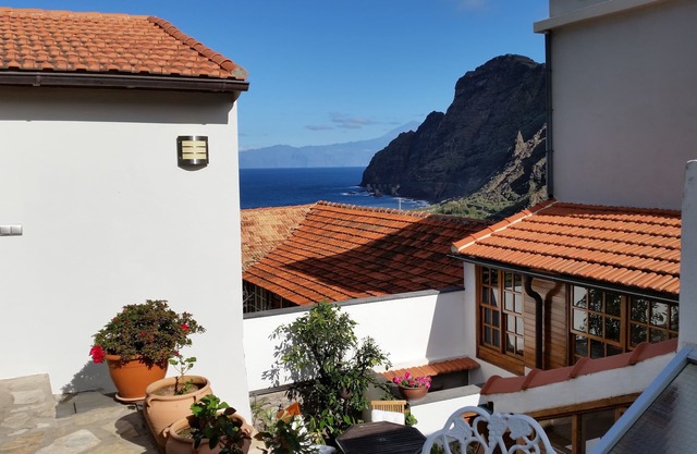 Stylish and high-quality vacation home near the beach