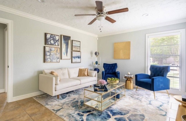 Stylish cozy home in Houston Hobby district area
