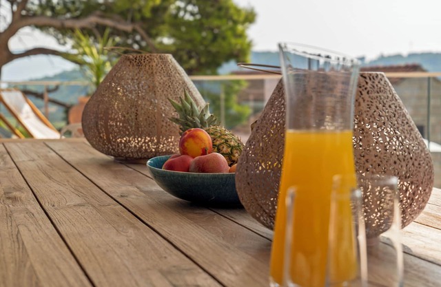 Stylish Lumbarda Villa Hera - Sleeps 10 + Private Pool, Close to Beaches