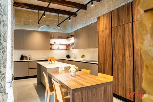 Stylish Malta Family Retreat with Kids Room & Gym
