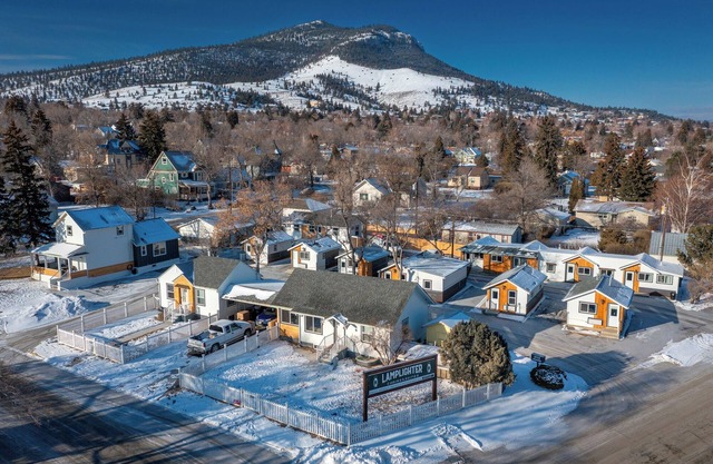 Suite 28 - Double Queen Suite