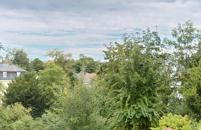 Suite 4 on the 1st floor, 1.5 room apartment with south-facing balcony