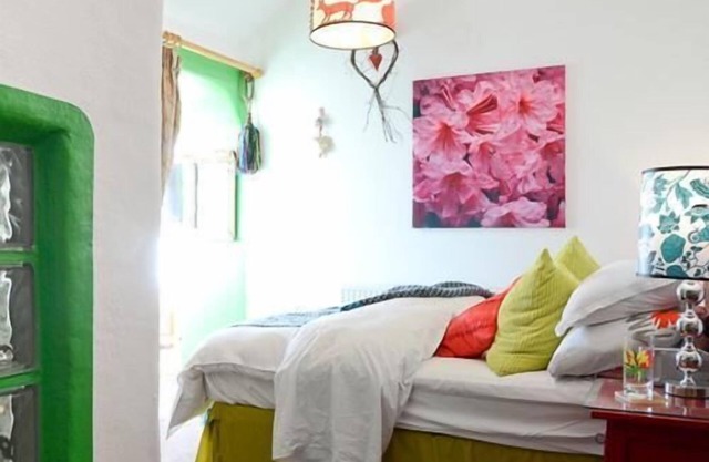 Suite-Ensuite with Shower-Lawnside